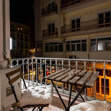 F & B Collection - 2 Bedroom Flat Thessaloniki