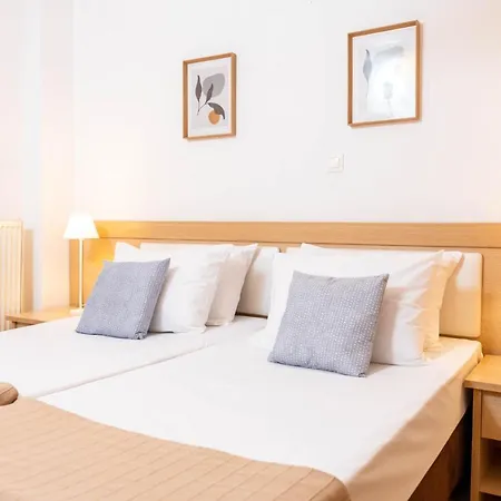 Apartment F & B Collection - 2 Bedroom Flat *
